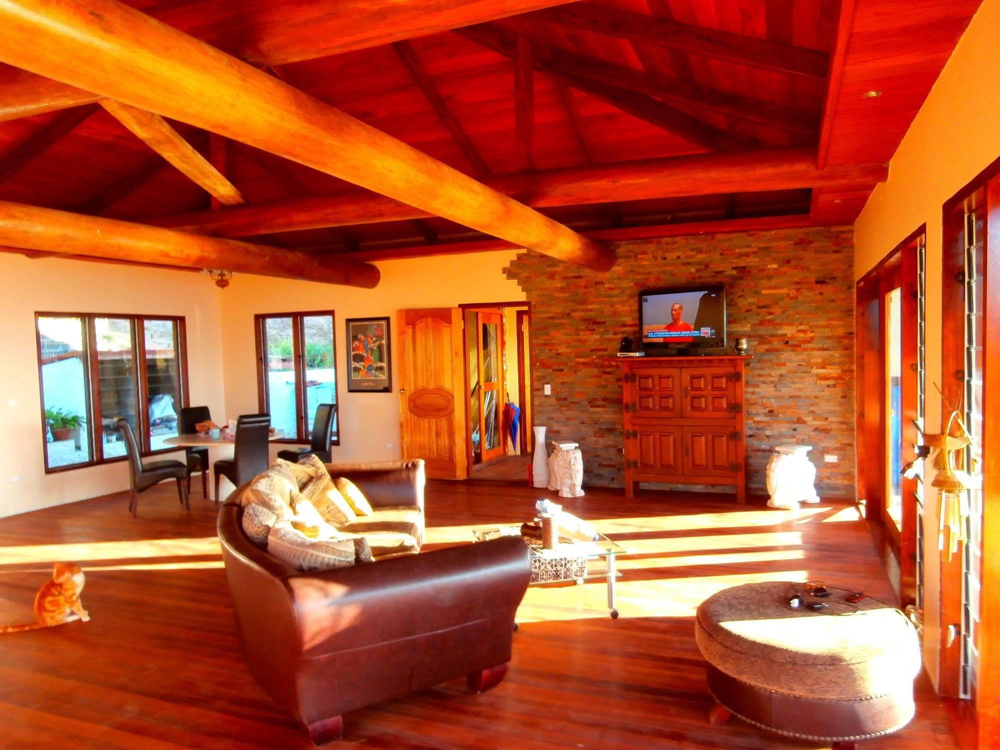 Korovesi Sunshine Villas Savusavu Esterno foto